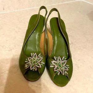 Bebe green sling back heels size 7